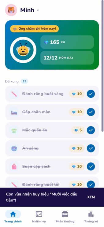 Con làm xong 12 trên 12 việc và nhận huy hiệu Ong chăm chỉ hôm nay